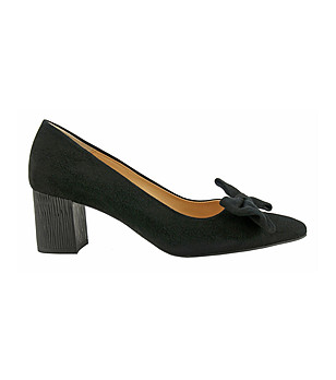 Черни дамски велурени обувки с панделка Mirona снимка