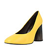 Елегантни кожени дамски обувки в жълто Tiera-1 снимка