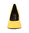 Елегантни кожени дамски обувки в жълто Tiera-3 снимка