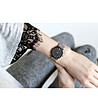 Дамски часовник в сребристо и черно от неръждаема стомана Lara-1 снимка