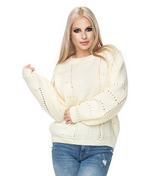 Ефектен дамски пуловер в цвят крем Modelia снимка