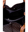 Велурена черна дамска чанта с ефектен релеф Gina-3 снимка