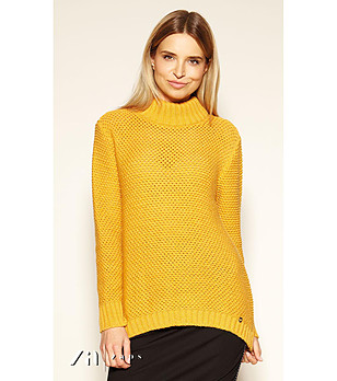 Жълт дамски пуловер Theona снимка