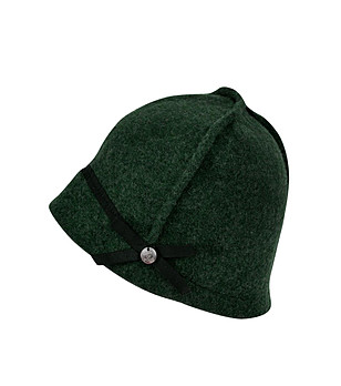 Зелена вълнена дамска шапка снимка