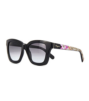 Черни дамски слънчеви очила с принт при дръжките снимка