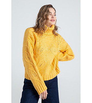 Дамски жълт пуловер Mareta снимка