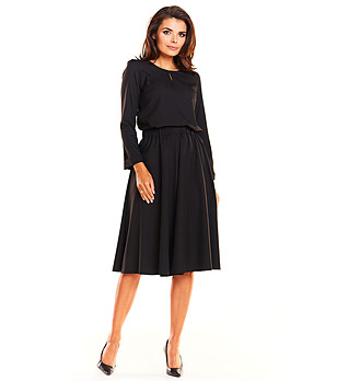 Комплект от блуза и пола в черно Radinora снимка