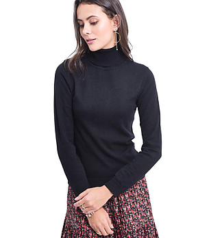 Дамски пуловер в черно Daiana снимка