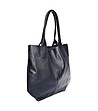 Черна дамска кожена чанта с пискюл Libby-1 снимка