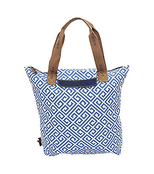Сгъваема чанта в синьо и бяло с фигурален принт снимка