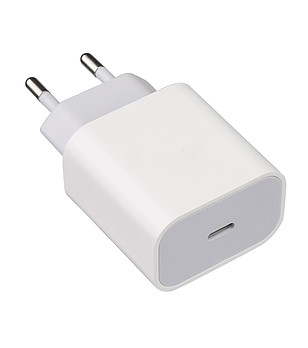 Адаптер за USB-C зарядно с USB 3.0 A порт в бяло 18W снимка