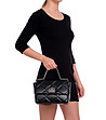 Дамска кожена чанта с декоративни шевове в черно Conny-4 снимка