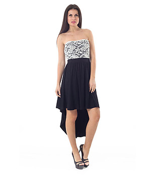 Черна рокля Lacy с асиметрична дължина снимка