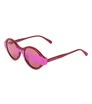 Дамски слънчеви очила в цвят бургунд с ефектни лещи снимка