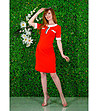 Червена рокля с контрастни детайли-0 снимка