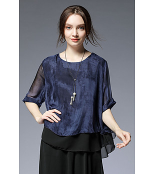 Асиметрична дамска блуза от естествена коприна Jade в синьо и черно снимка
