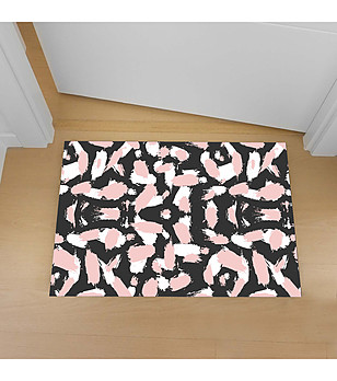 Постелка с принт в бяло, черно и розово 52х75 см снимка