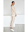Памучен комплект от блуза и панталон в бежово с бели кантове-1 снимка