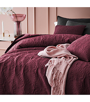 Шалте за легло в бордо Leila 220x200 см снимка