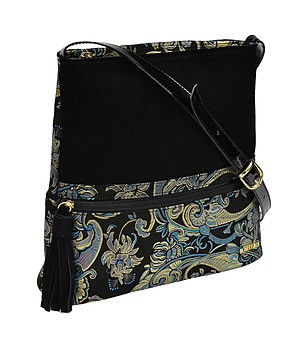 Черна дамска кожена чанта с панел с принт Lornita снимка
