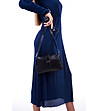 Малка дамска кожена чанта в черно и синьо Hestia-1 снимка