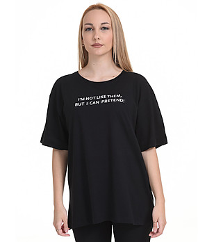 Дамска памучна черна тениска с бял надпис Gisele снимка