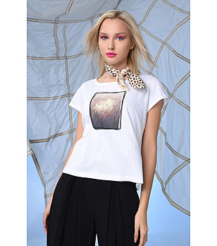 Дамска памучна тениска в бяло с принт Пейзаж Rubina снимка