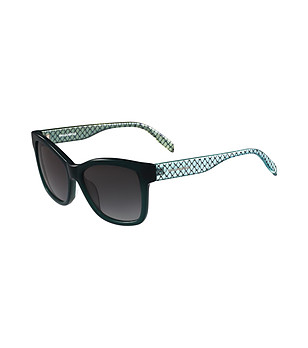Тъмнозелени дамски слънчеви очила снимка