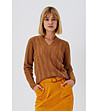 Дамски пуловер с плетеници в цвят карамел-0 снимка