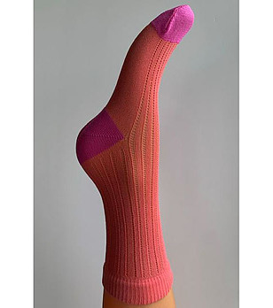 Дамски къси чорапи в цвят корал и циклама Gaja снимка