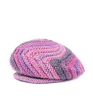 Дамска вълнена шапка в розово и лилаво снимка
