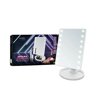 Бяло огледало с вградени светодиоти снимка
