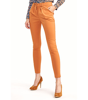 Дамски панталон в оранжево Nada снимка
