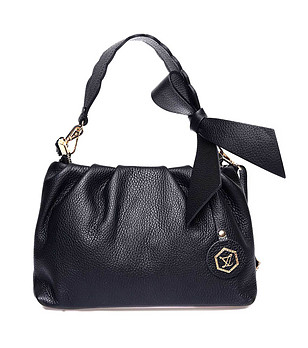 Черна дамска чанта от естествена кожа с панделка Rika снимка
