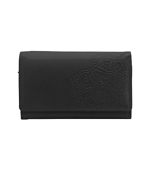 Черен портфейл от естествена кожа с RFDI снимка