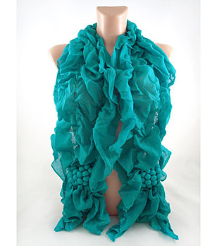 Ефектен дамски шал в цвят тюркоаз снимка