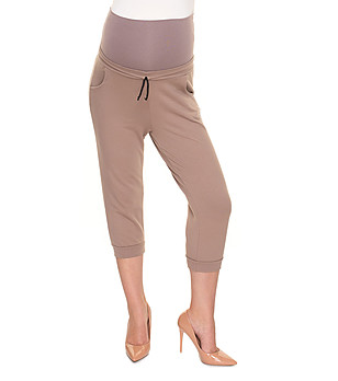 Памучен панталон за бременни в цвят капучино снимка
