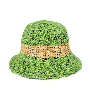 Зелена дамска шапка с бежов кант Jaci снимка