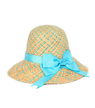 Бежова дамска шапка със светлосиня панделка Lemona снимка