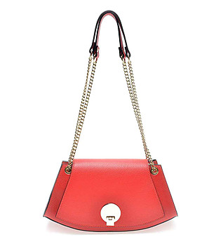 Червена ефектна дамска чанта Donna снимка