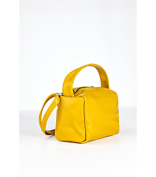 Малка жълта дамска чанта Alenia снимка