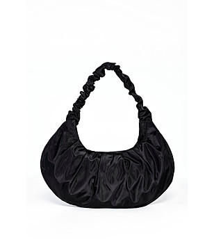 Дамска чанта в черно Jaya снимка
