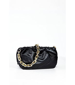 Дамска черна чанта Esmeralda снимка