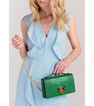 Дамска кожена чанта в зелен нюанс с релеф Lana снимка