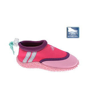 Детски аква обувки в розови нюанси снимка