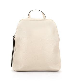 Дамска раница от естествена кожа в екрю Ozana снимка