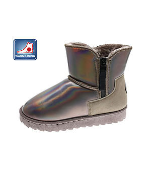 Детски зимни боти в бронзов нюанс снимка