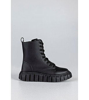 Черни дамски боти Alenia снимка