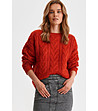 Дамски пуловер с плетеници в червен нюанс-0 снимка