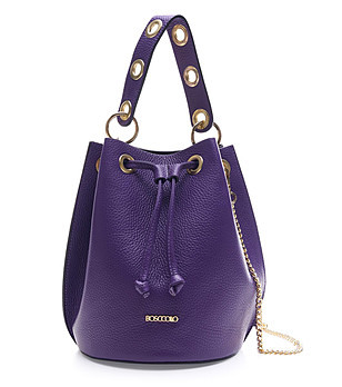 Ефектна кожена дамска чанта в лилав цвят Caryn снимка